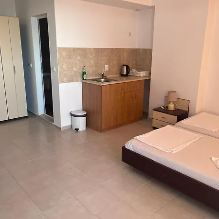 Kolev 2 - Free Parking And Wi Fi 3*