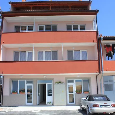 Kolev 2 Guest house 3*